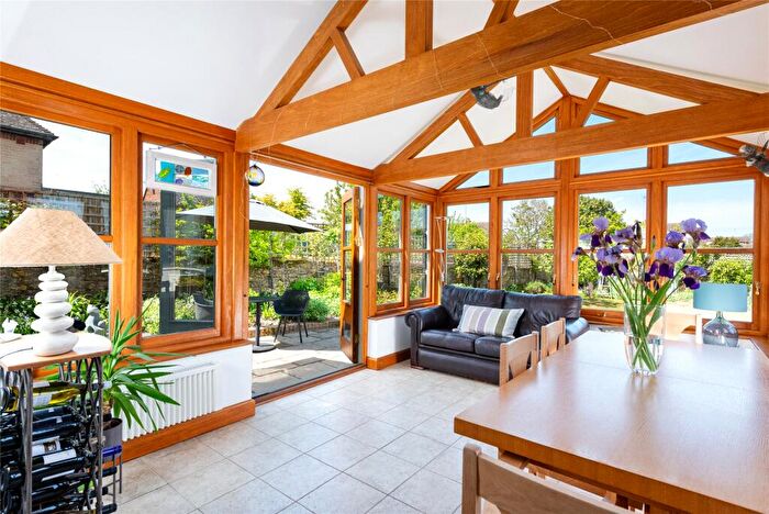 4 Bedroom Detached House For Sale In Northampton Road, Denton, Northamptonshire, NN7