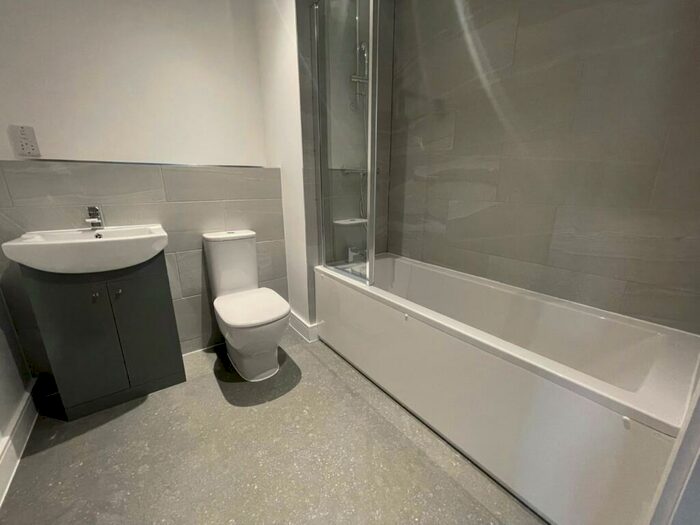 1 Bedroom Flat To Rent In Crocus Street, Nottingham, Nottinghamshire, NG2