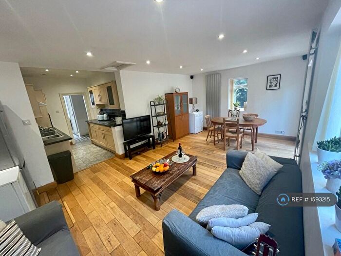 6 Bedroom Detached House To Rent In Queens Road, Leicester, LE2