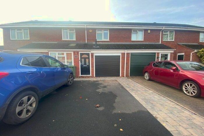 3 Bedroom Property To Rent In Burton Old Road East, Lichfield WS14