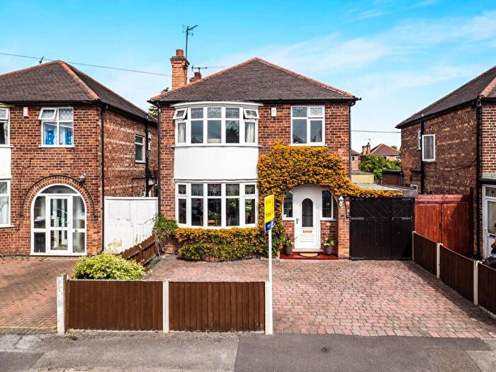 3 Bedroom Detached House To Rent In Franklyn Gardens, Beechdale, NG8