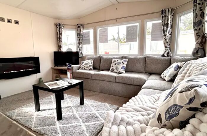 2 Bedroom Park Home For Sale In Suffolk Sands Holiday Park, IP11