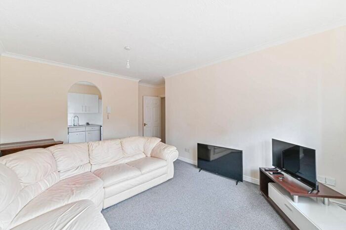 1 Bedroom Flat For Sale In Cumberland Place, Hither Green, London, SE6