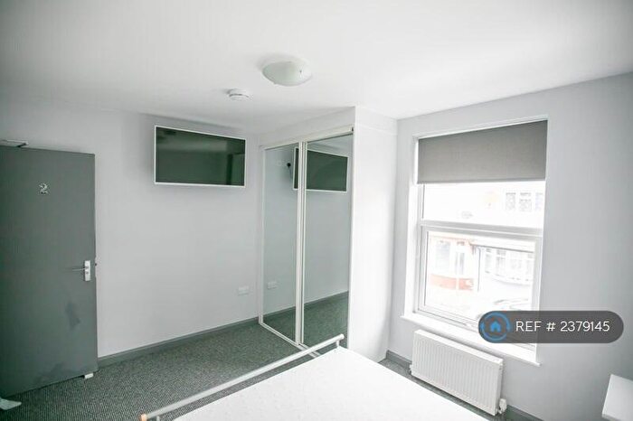 4 Bedroom Terraced House To Rent In Ranelagh Road, Portsmouth, PO2