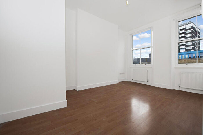 2 Bedroom Apartment To Rent In Wolsey Mews, London, NW5