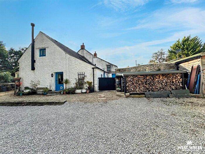 3 Bedroom Cottage For Sale In Golden Lane, Pembroke, SA71