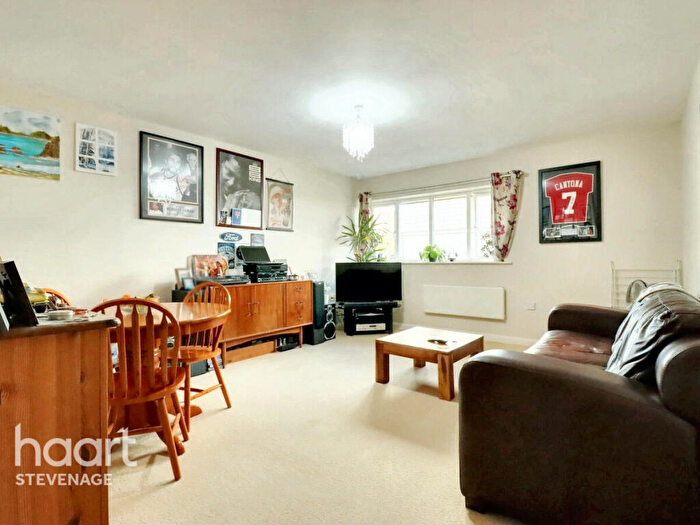 1 Bedroom Apartment For Sale In Cambridge Court Cambridge Road, Ware, SG11