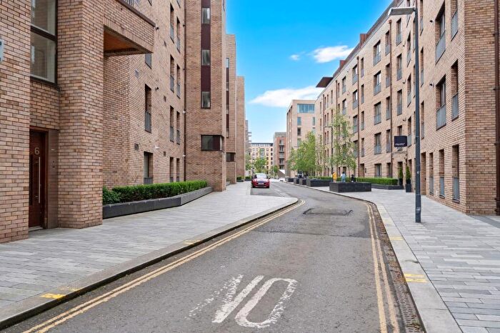1 Bedroom Flat To Rent In / Brandfield Street, Edinburgh, EH3