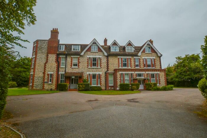 1 Bedroom Flat To Rent In Blackwater Road, Eastbourne, BN21