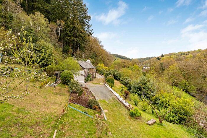 3 Bedroom Detached House For Sale In Two Waters Foot, Liskeard, PL14