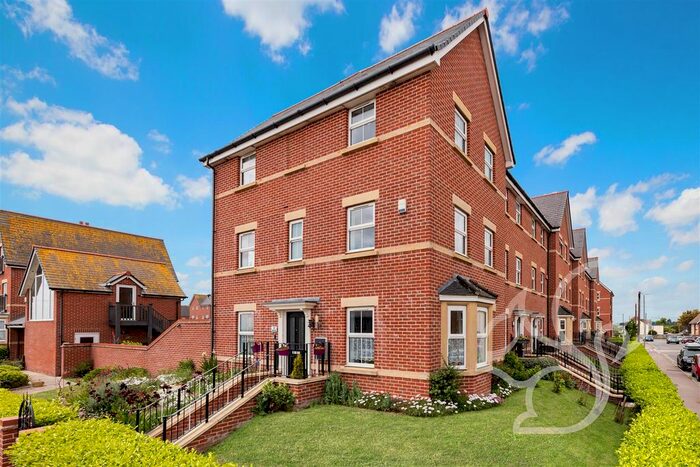 4 Bedroom Town House To Rent In Orford Road, Felixstowe, IP11