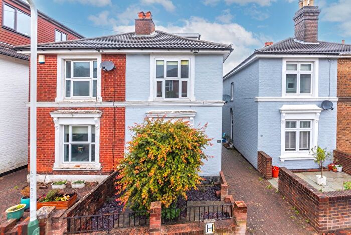 2 Bedroom Semi Detached House For Sale In Western Road, Tunbridge Wells, TN1