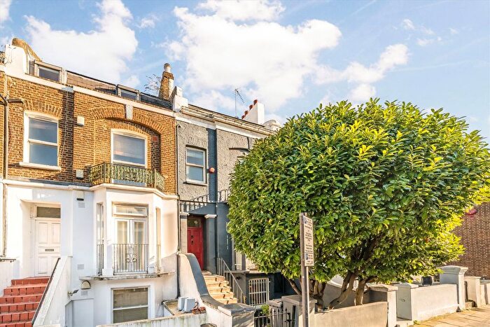4 Bedroom Terraced House For Sale In Wells Road, Shepherds Bush, W12