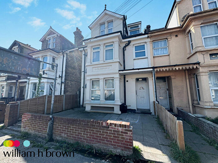 2 Bedroom Flat To Rent In Wellesley Road, Clacton-On-Sea, CO15
