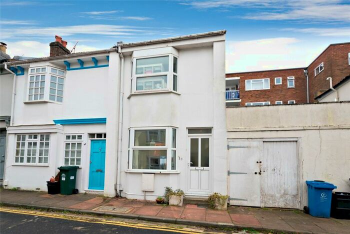 2 Bedroom Terraced House To Rent In Toronto Terrace, Brighton, East Sussex, BN2