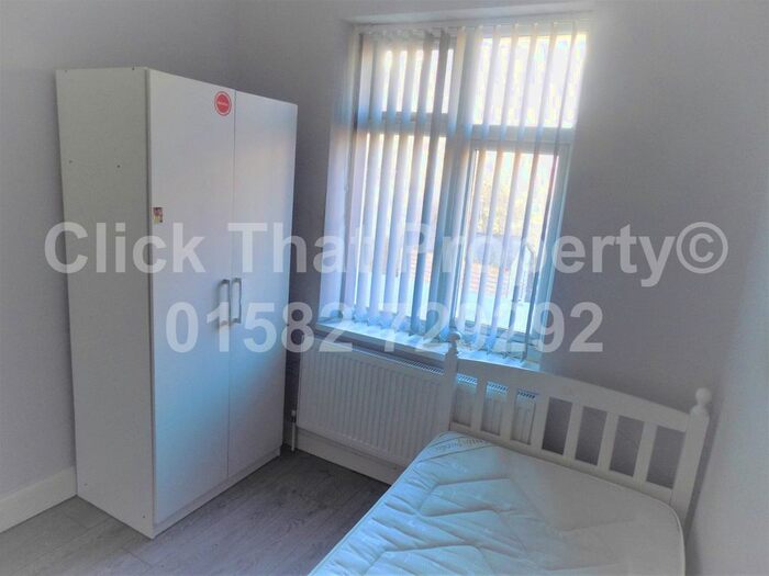 1 Bedroom Terraced House To Rent In Meyrick Avenue, Luton, Bedfordshire LU1