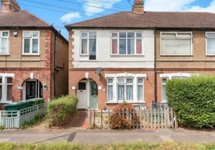2 Bedroom Flat For Sale In A Penton Avenue, Staines-Upon-Thames, Middlesex, TW18