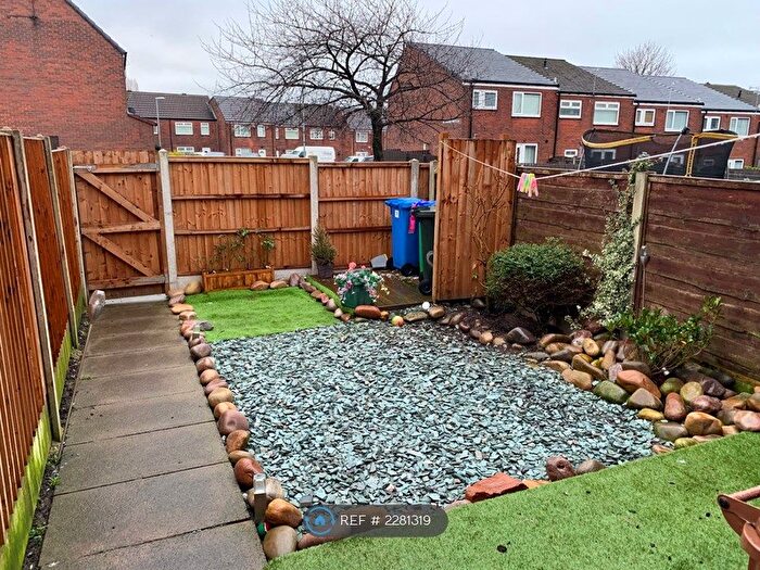 3 Bedroom Terraced House To Rent In Crossbank Way, Middleton, Manchester, M24
