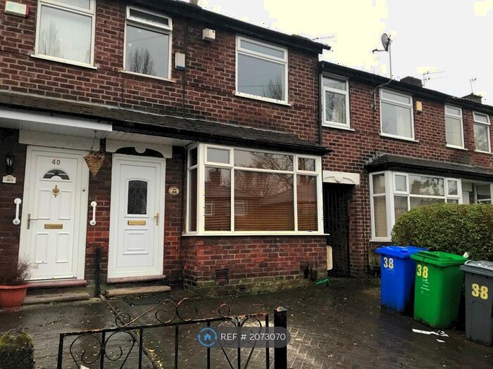 2 Bedroom Semi-Detached House To Rent In Brynorme Road, Manchester, M8