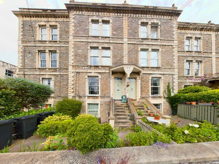 1 Bedroom Apartment To Rent In Herbert Road, Clevedon, BS21