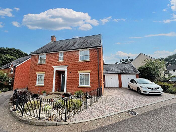 4 Bedroom Detached House For Sale In Fairby Close, Tiverton, EX16