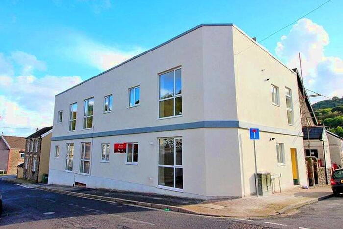 2 Bedroom Apartment To Rent In Jenkins Street Hopkinstown, Pontypridd, CF37