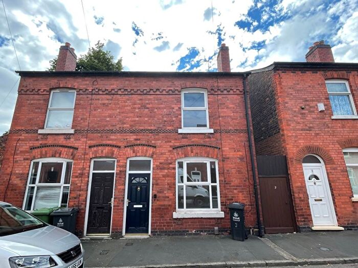3 Bedroom Semi-Detached House To Rent In Jessel Road, Walsall, West Midlands, WS2