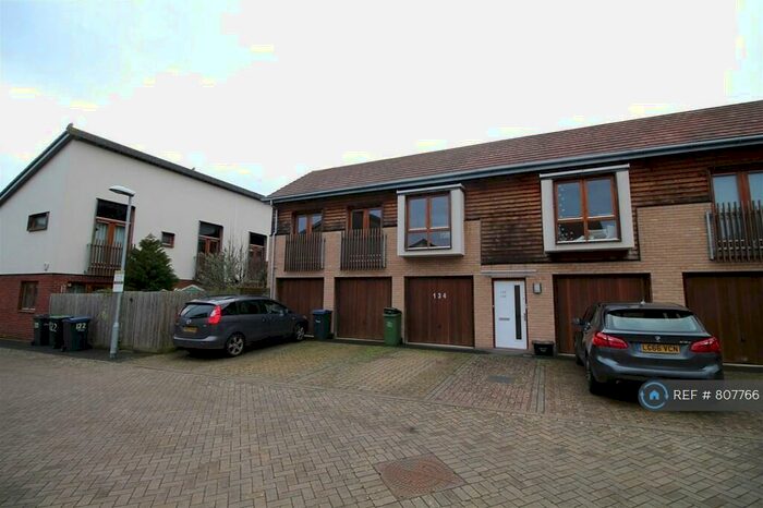 2 Bedroom Maisonette To Rent In Great Mead, Chippenham, SN15