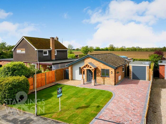 3 Bedroom Detached Bungalow To Rent In Knyvett Green, Ashwellthorpe, Norwich, NR16