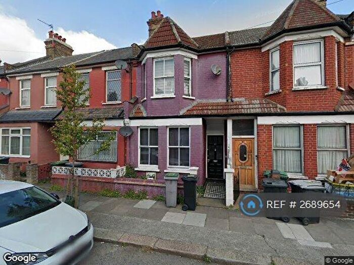 4 Bedroom Terraced House To Rent In Rosebery Avenue, London, N17