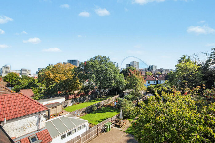 1 Bedroom Flat For Sale In Wembley Park Drive, Wembley, Middlesex, HA9