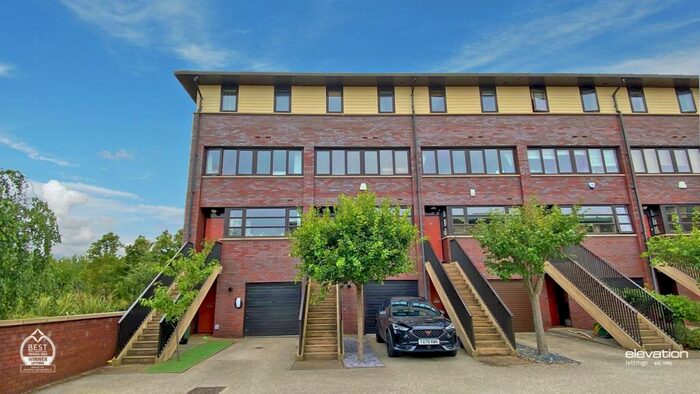 4 Bedroom Town House To Rent In Enterprise Lane, Campbell Park, Milton Keynes, MK9