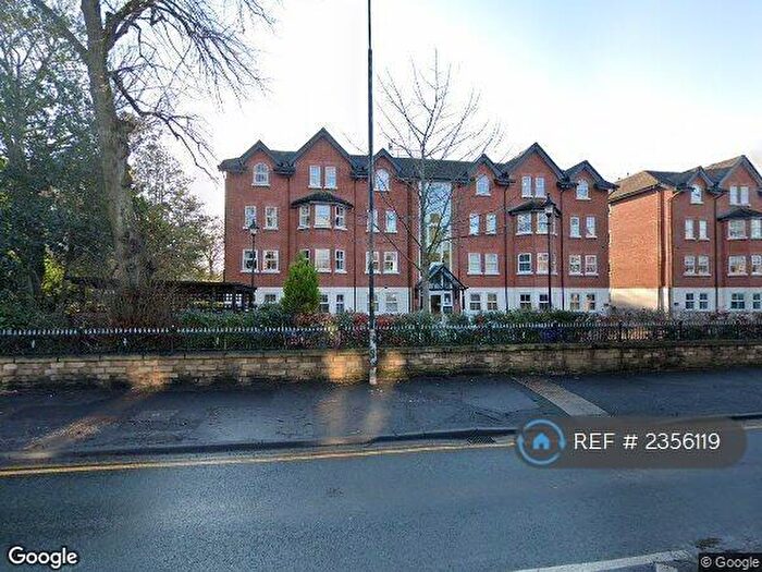 2 Bedroom Flat To Rent In Hampton House, Sale, M33