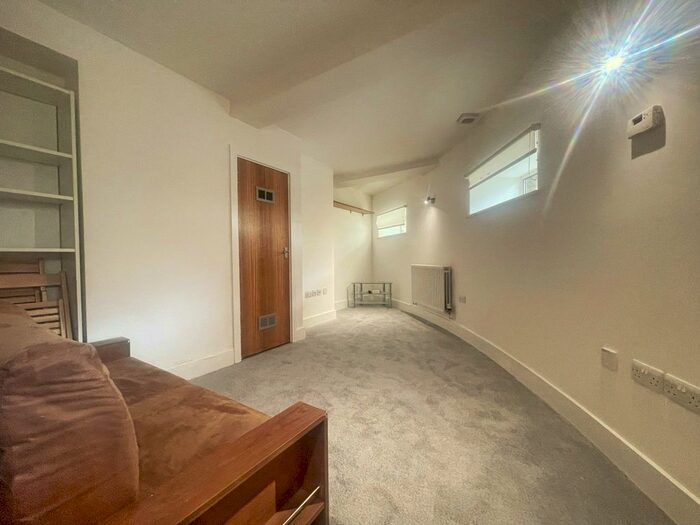 Studio To Rent In Building, Cadogan Road, Woolwich, London, SE18