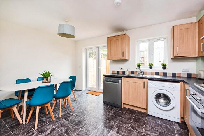 5 Bedroom Terraced House To Rent In Middlewood Close, Bath, BA2