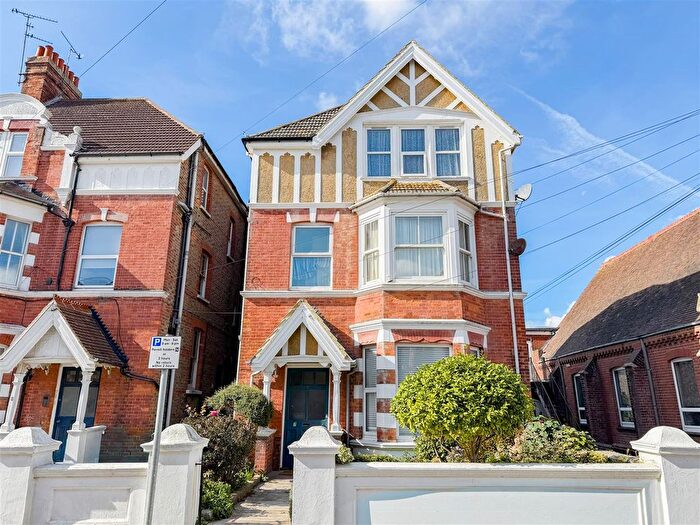 1 Bedroom Flat To Rent In Clifford Road, Bexhill-On-Sea, TN40