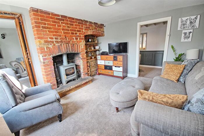 2 Bedroom Cottage For Sale In Colliers End, Ware, SG11