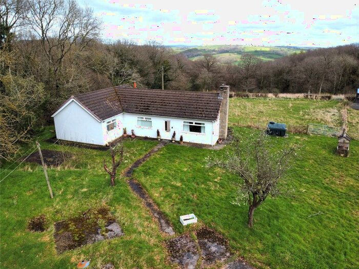3 Bedroom Bungalow For Sale In Mochdre, Newtown, Powys, SY16