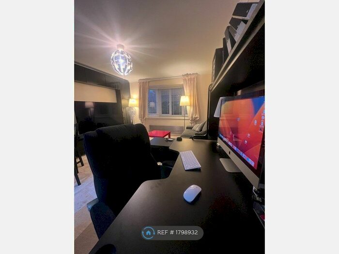 2 Bedroom Flat To Rent In Bunnung Way, London, N7