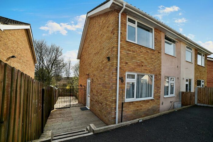2 Bedroom Semi-Detached House To Rent In Winthrop Road, Bury St. Edmunds, IP33