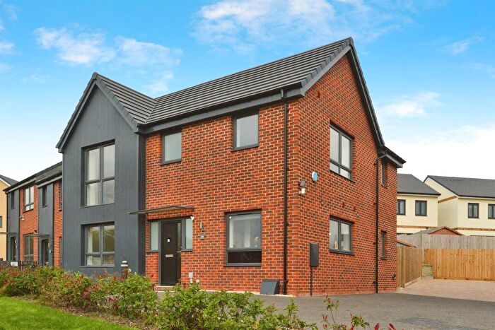 3 Bedroom Detached House For Sale In Orwell Avenue, Tattenhoe Park, Milton Keynes, MK4