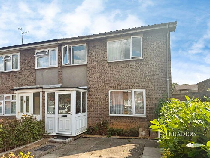 3 Bedroom Semi-detached House To Rent In Padholme Road, Peterborough, Cambridgeshire, PE1