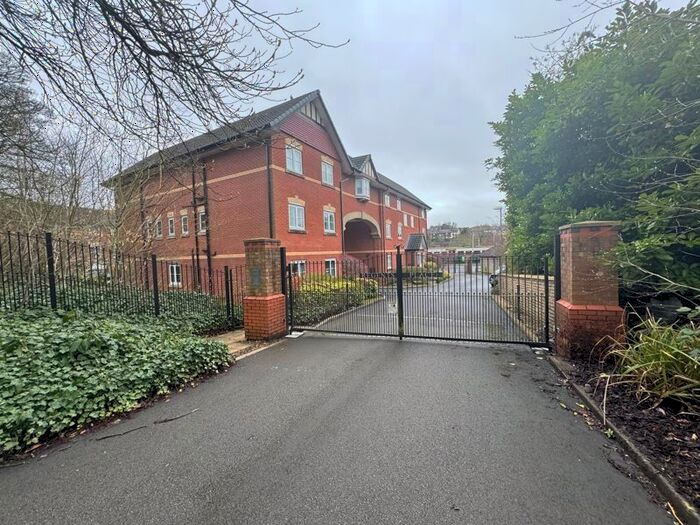 2 Bedroom Flat To Rent In Regents Place, Lostock, Bolton, BL6