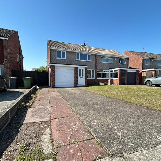 3 Bedroom Semi-Detached House For Sale In Whitehaven Close, Ainsdale, Sefton, PR8