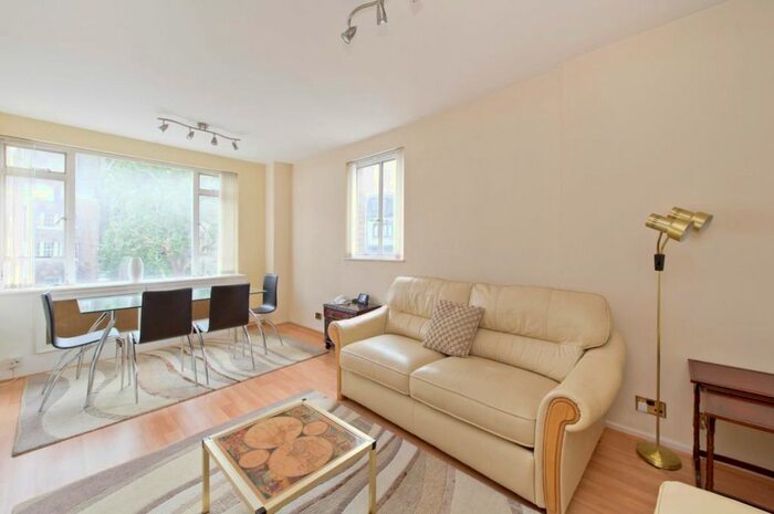 1 Bedroom Flat To Rent In Park Crescent, London, W1B