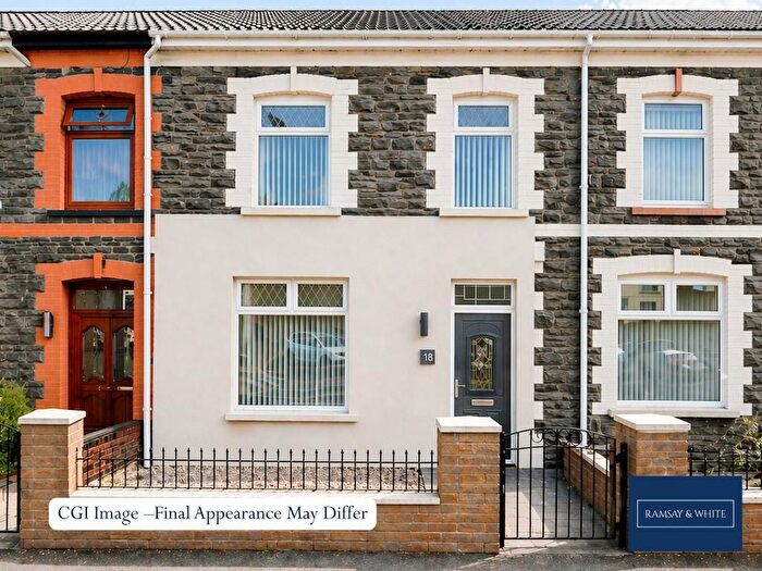 4 Bedroom Terraced House For Sale In The Avenue, Edwardsville, Treharris, CF46