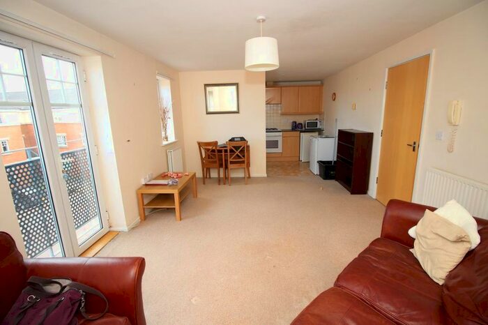 2 Bedroom Flat To Rent In Renforth Close, St James Village, Gateshead, NE8
