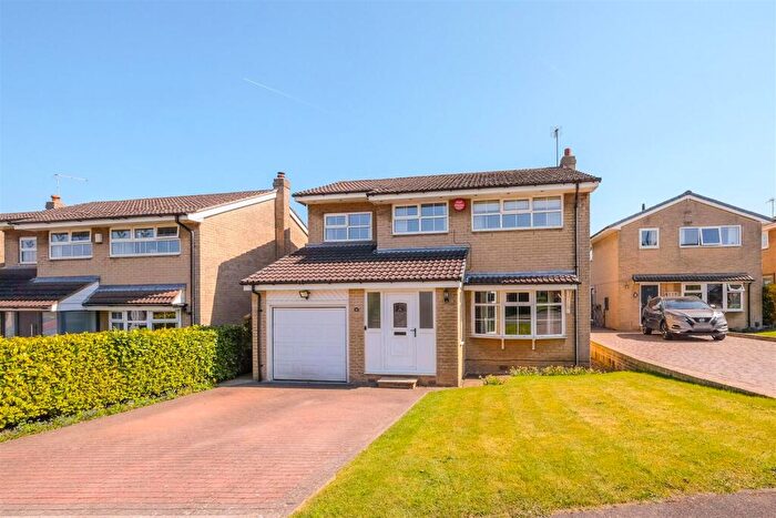 5 Bedroom Detached House For Sale In Wentworth Court, Brighouse, HD6