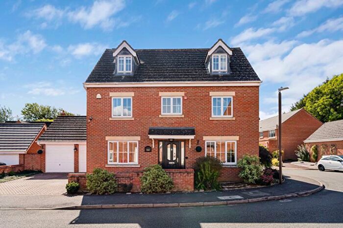 5 Bedroom Detached House For Sale In Blyth Court, Tattenhoe, Milton Keynes, MK4