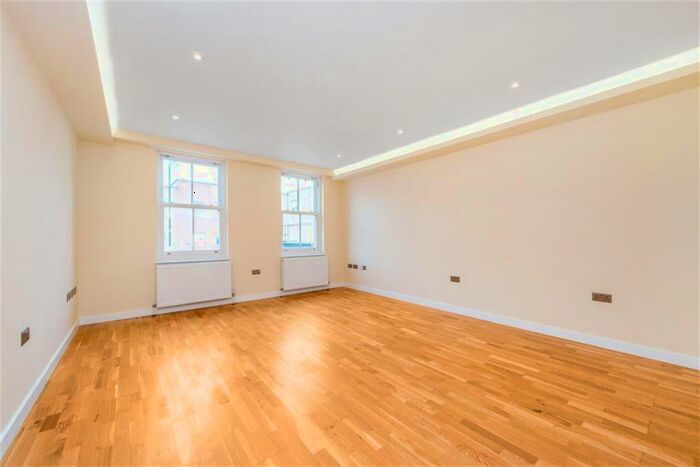 1 Bedroom Apartment To Rent In Kingsland Road, Shoreditch, E2